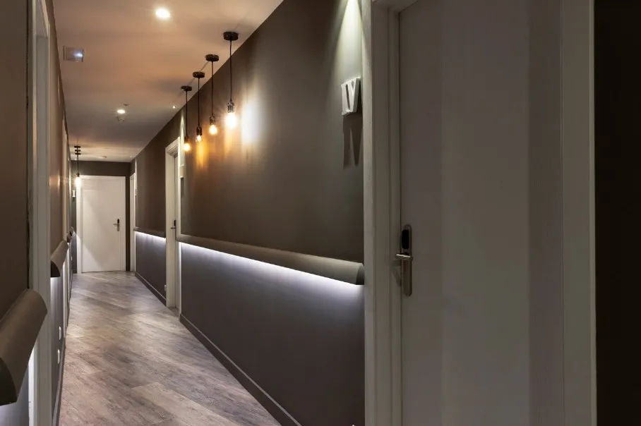 Jakie elementy instalacji w budynku uznaje się za części wspólne?